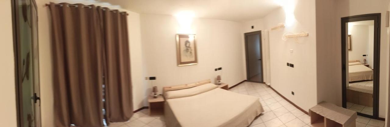'L Sass Bed & Breakfast Borgomanero Luaran gambar